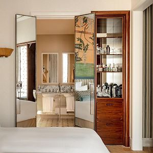 Habitación con Cama King
